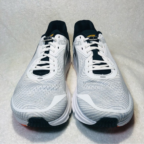 Altra Torin 5 Mens Size 10 Grey Athletic Running Shoes Sneakers AL0A547F108 - Picture 2 of 8